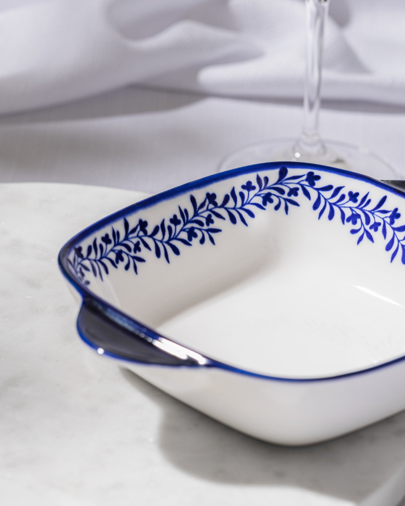 Reve Bleu Orva Square Plate - Madame Coco JO