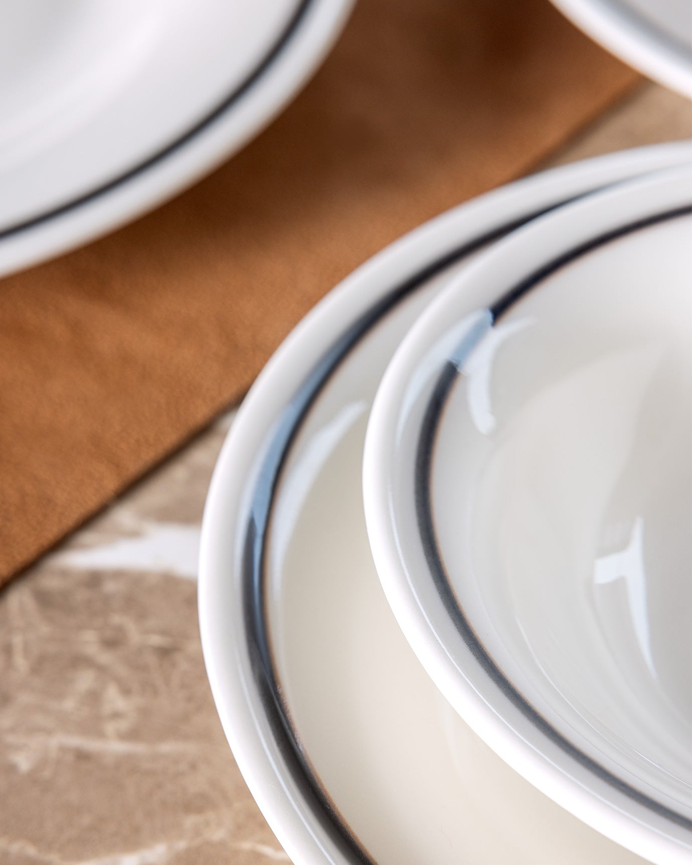 Milon Dinner Set 24 Pcs - Madame Coco JO