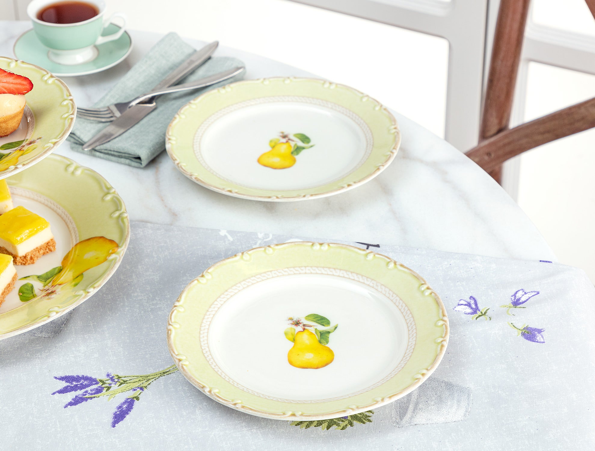 Pear 6 Pcs Cake Plate Set - Madame Coco JO