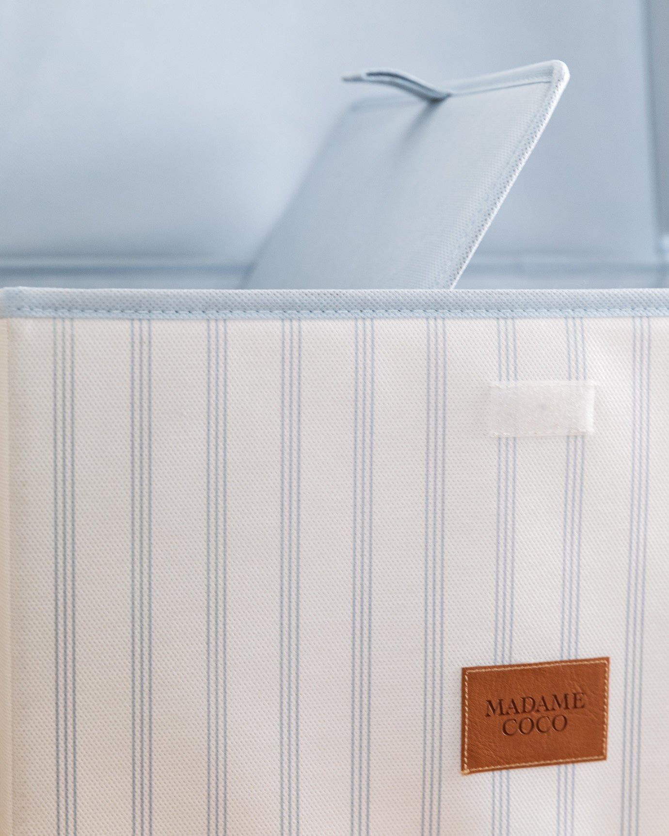 Nuage Regulatory Box With Lid - Madame Coco JO