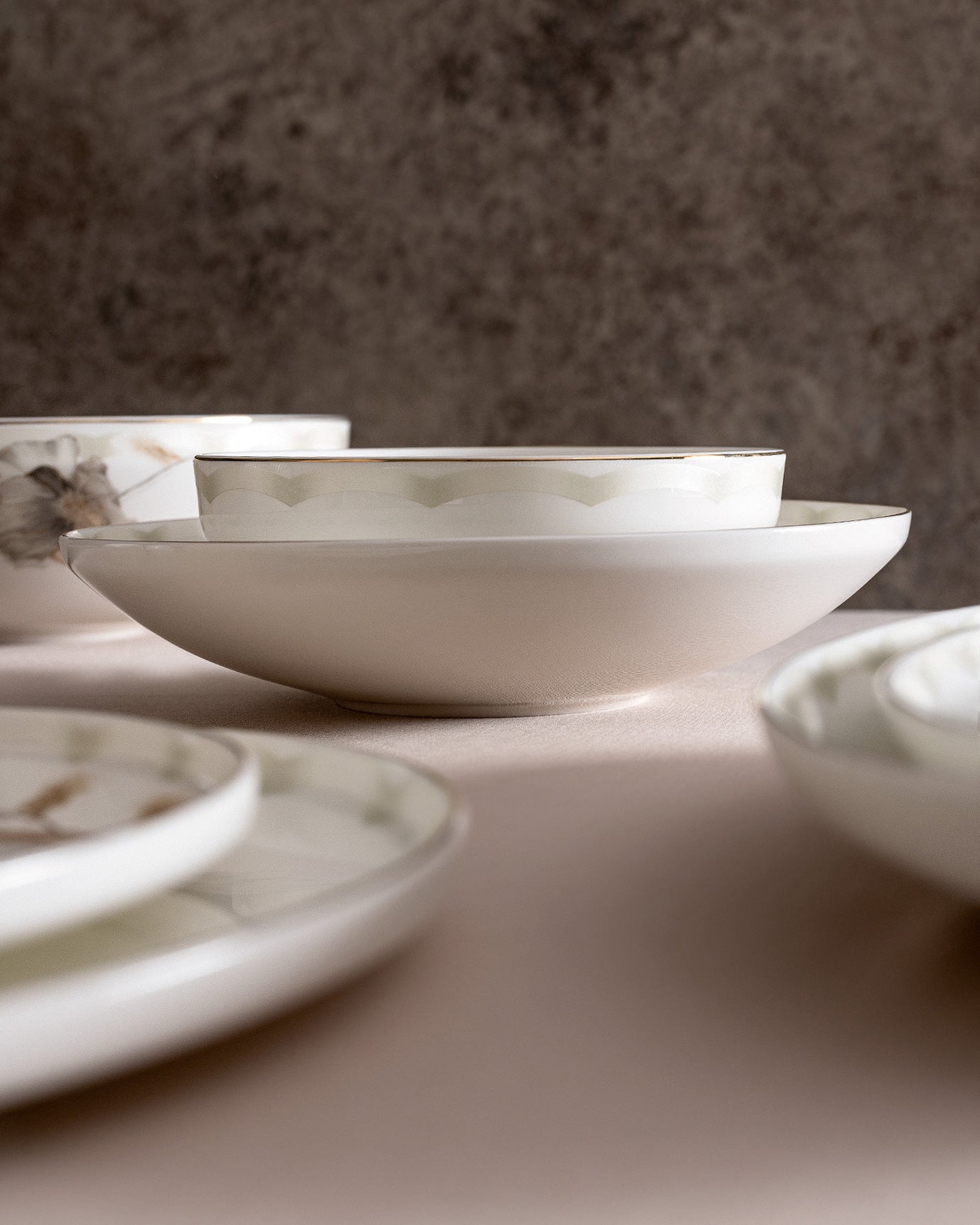 Leda 30 Piece Dinner Set - Madame Coco JO