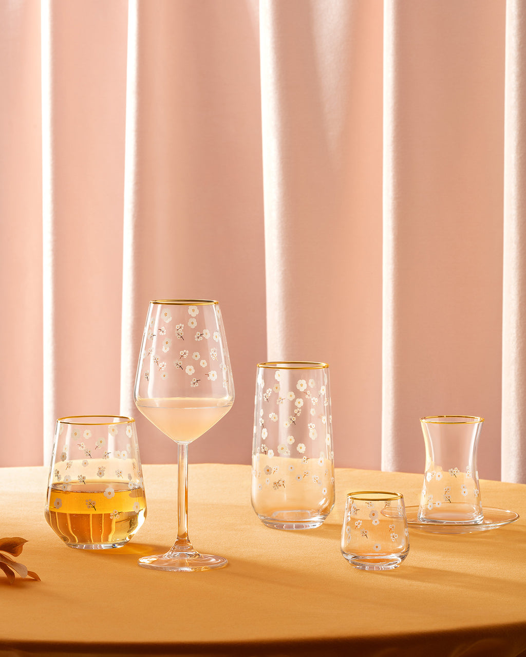 José - Villagues Marguerite 4-piece Wine Glass Set - 350ml - Madame Coco JO