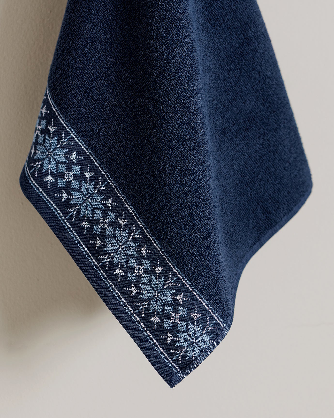 Caresse Face Towel - Madame Coco JO