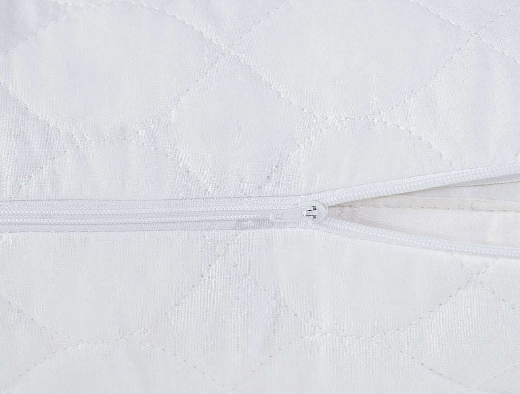 Crispy Cotton Quilted Pillow Protector - Madame Coco JO