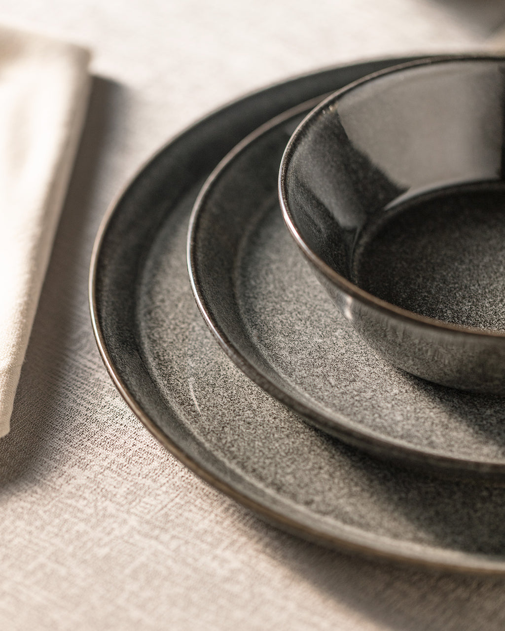 Bondy 24 Piece Dinner Set - Madame Coco JO