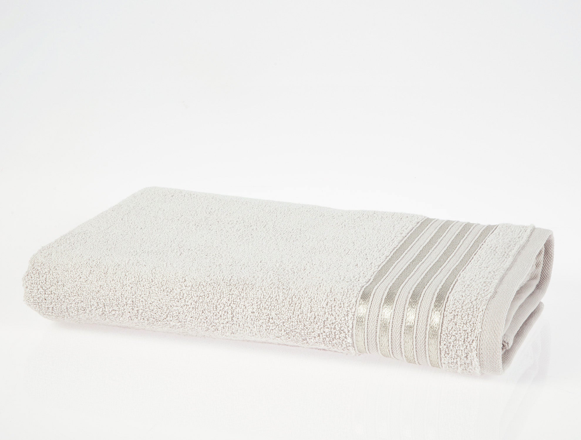 Maynor Flouche Bath Towel - Madame Coco JO