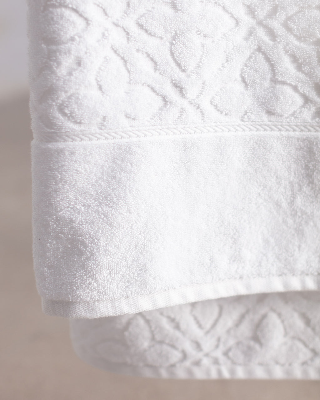 Chance Jacquard Bath Towel - Madame Coco JO